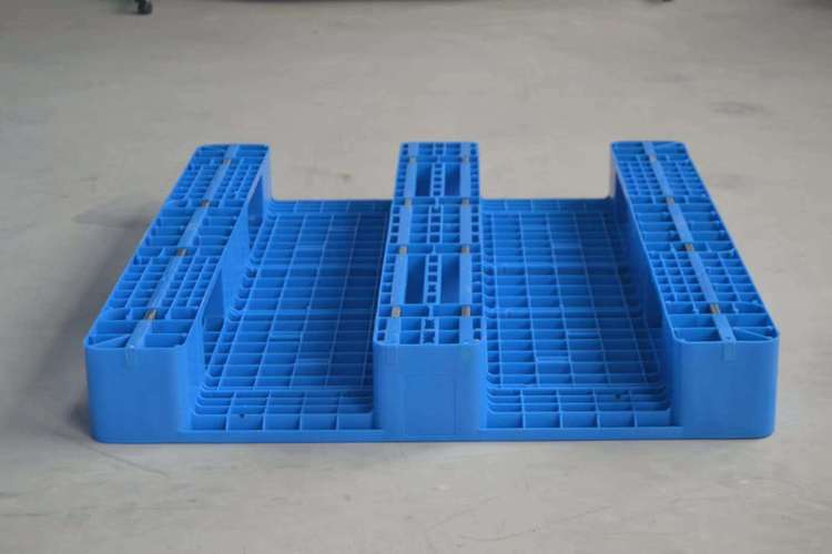 塑料托盘生产厂家苏州西马特包装科技教你如何根据托盘载重量选择塑料